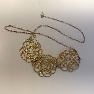 Floral gold-plated necklace